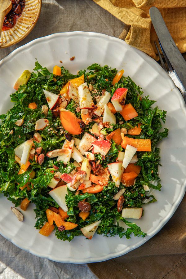 Boerenkoolsalade Met Crispy Chili Dressing