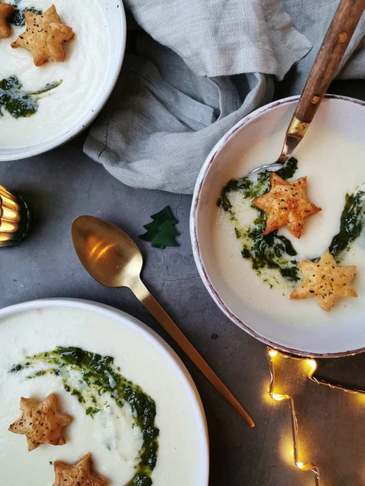 Bloemkool soep met bladerdeeg sterren - Foxilicious Kerst recepten