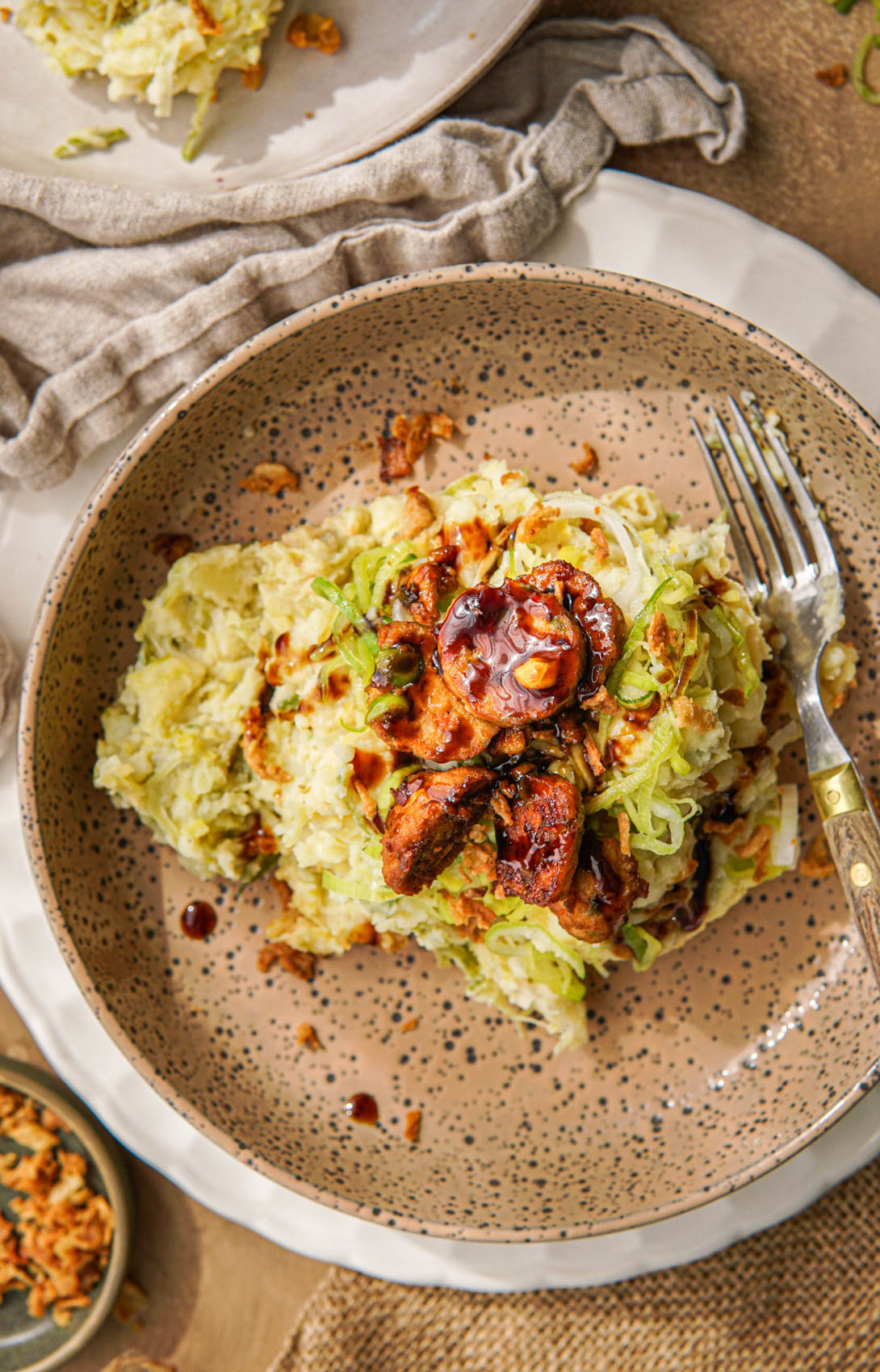 Traditionele hutspot met vegetarische balletjes