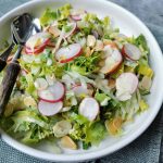 Vegetarische salade met kappertjes mayonaise