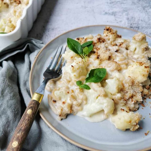 Ovenschotel met pasta met bloemkool