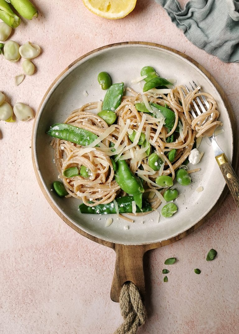 Vegetarische pasta met groene groente