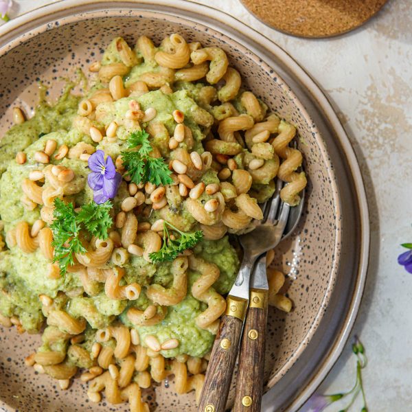 Recept voor vegan pasta met broccolisaus