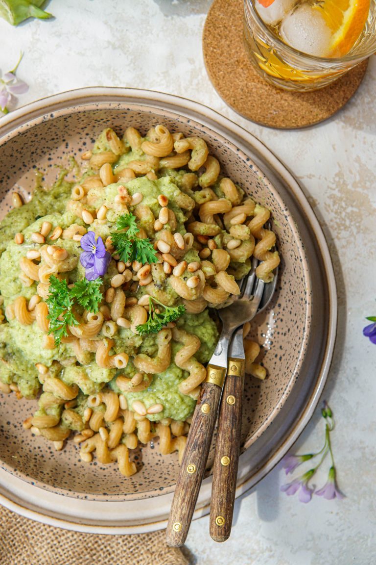 Recept voor vegan pasta met broccolisaus