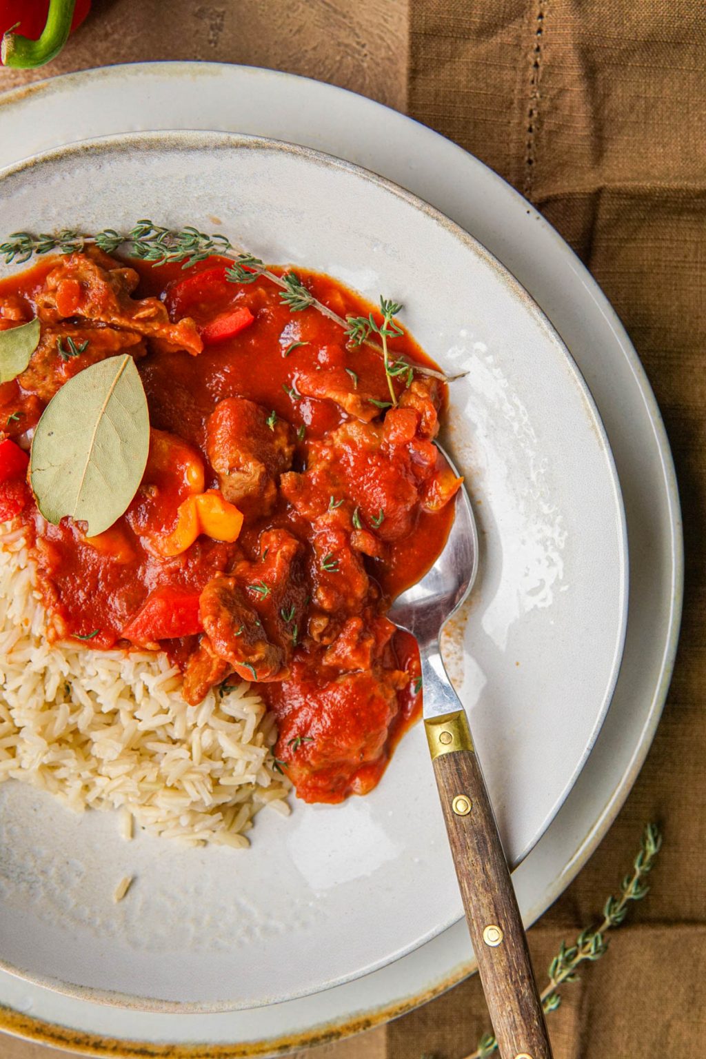 Vegan goulash met seitan