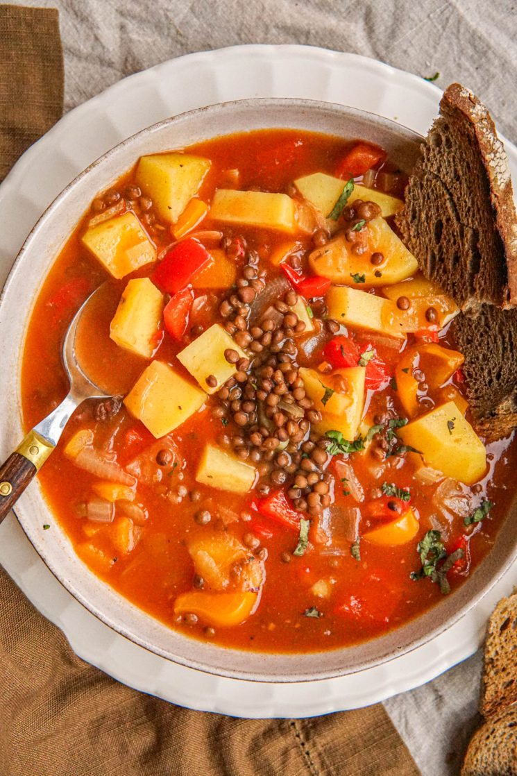 Recept voor vegan goulash soep