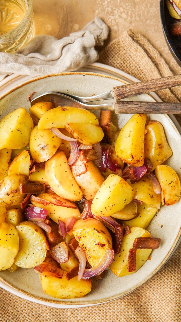 Gebakken aardappel met spekjes